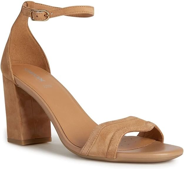 Sandales à talon bloc camel Geox avec bride fine avant et boucle cheville, style chic et minimaliste pour sorties estivales